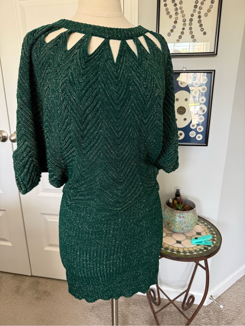 2000s era Jessica Simpson Emerald Green Metallic Knit Dress